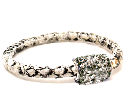 Girocollo Snake White Chiusura Magnetica Cristalli Grigio Perla